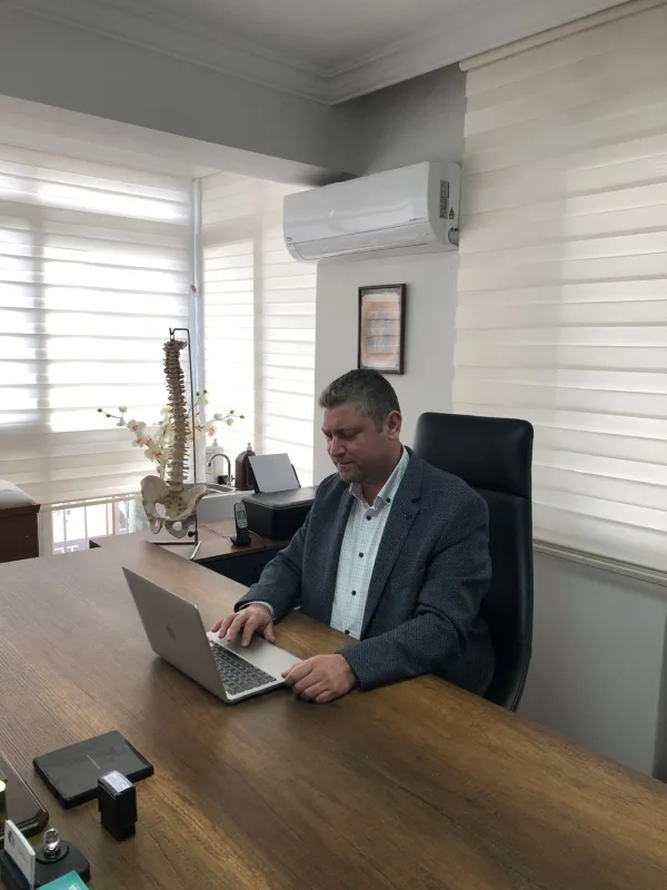 Op. Dr. Hasan Kanyılmaz muayenehane, Alsancak İzmir